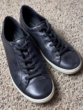 ECCO Soft 7 Black Leather Lace Up Sneakers Women’s EU 40 / US 9